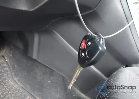 2009 Pontiac Vibe from USA, damaged, VIN 5Y2SP67059Z468389